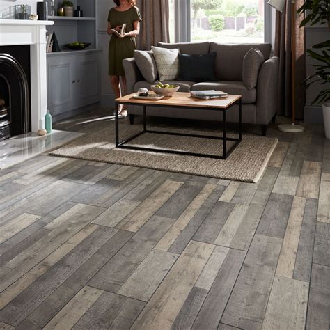 Goodhome Dunwich Grey Oak Effect Laminate Flooring 217m² Pack