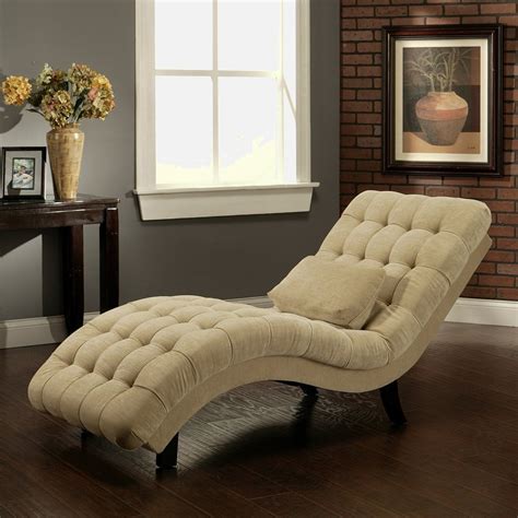 If you are looking for a chair that is both the best reading chair and a beautiful accent piece, then an item like this one is a good place to start. Best Reading Chairs - HomesFeed