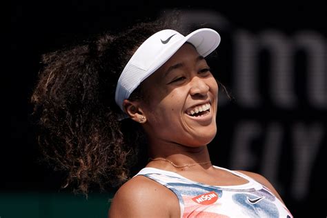 Naomi osaka of team japan carries the olympic torch towards the olympic cauldron during the opening. Tokio 2021. Naomi Osaka wierzy, że igrzyska olimpijskie ...