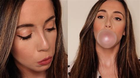 Asmr Gum Chewing Bubble Blowing Mouth Sounds Tongue Clicking 4k Youtube