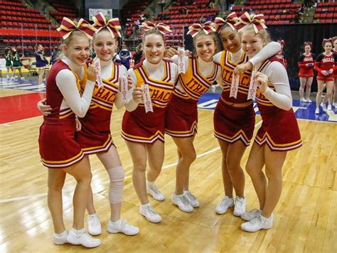 Photos And More M E Wins Stac Cheerleading Crown Usa Today High