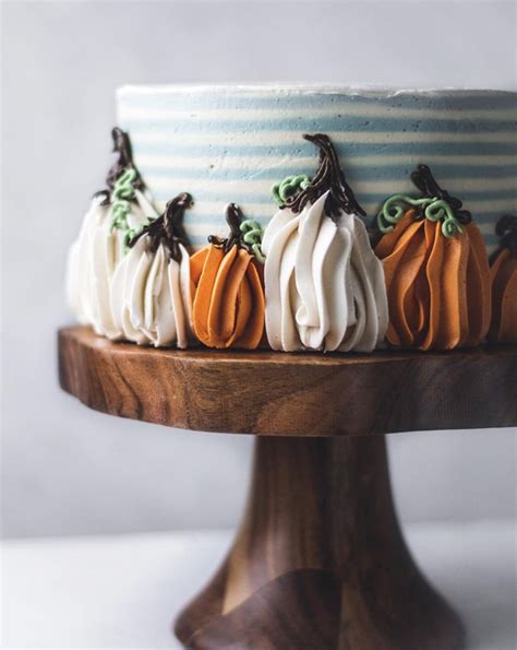 12 Beautiful Buttercream Pumpkin Cake Ideas Find Your Cake Inspiration