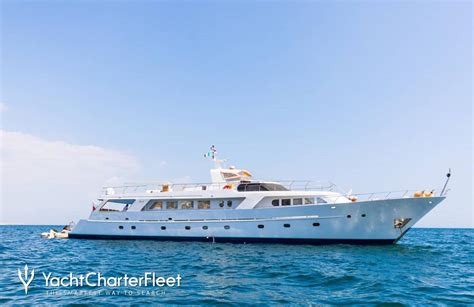 India Yacht Charter Price Benetti Yachts Luxury Yacht Charter