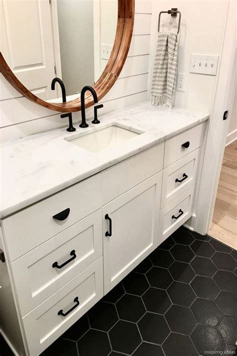 Made with 100% solid wood and plywood only! 32 Awesome Modern Farmhouse Bathroom Vanity Ideas | Modern ...