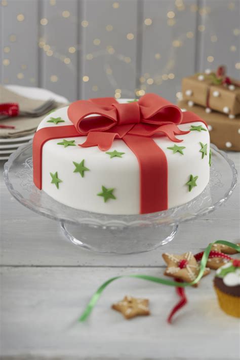 The cake is quite pale, which doesn't lidl deluxe all over iced christmas cake. How to Make a Traditional Bow Christmas Cake