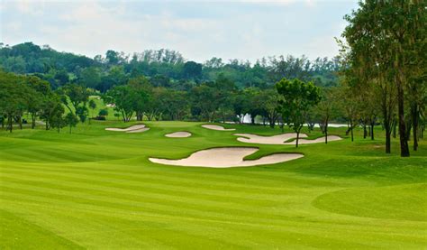 Gunung raya is one of langkawi's many neighborhoods travelers like to visit. Gunung Raya Golf Resort in Langkawi - Langkawi Gunung Raya ...