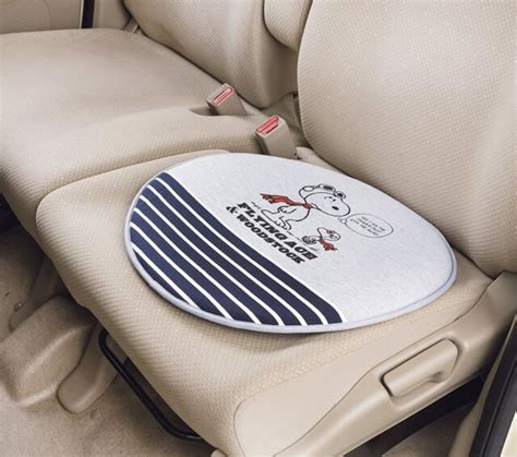 Jdm Peanuts Snoopy Flying Ace Car Accessory Cushion Seat Mat Wheel