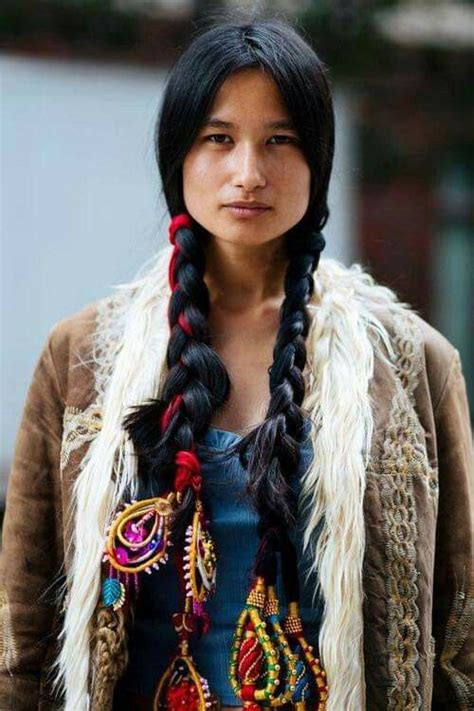 Pin By Adrian Moses John Greybuffalo On Photos Native American Girls