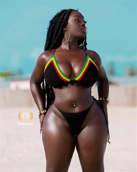 Bikini Set Queen Black By Ornoircrochet Bikinis Afrikrea
