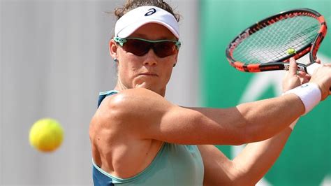 French Open Samantha Stosur Powers Past Doubles Partner Shuai Zhang