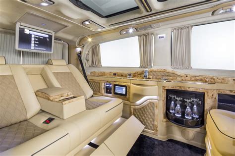 Luxury Business Van Icreatived