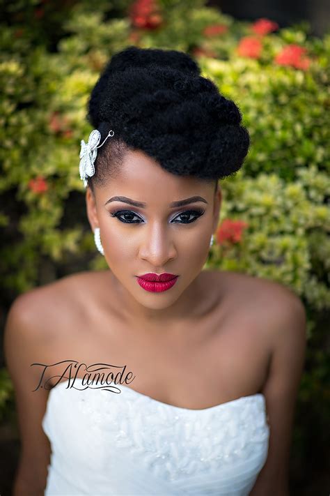 Curved line on short natural hair 36. Striking Natural Hair Looks for the 2015 Bride! |T.Alamode