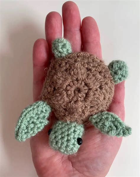 Small Crochet Turtle Keychain Free Pattern Off The Hook For You