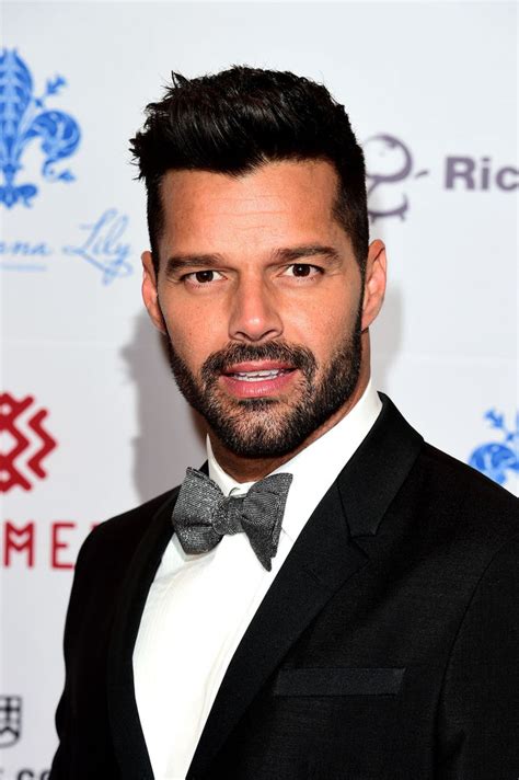 After leaving the group, he moved to new york to study acting. Ricky Martin choc nell'intervista in tv: «Vorrei che i ...