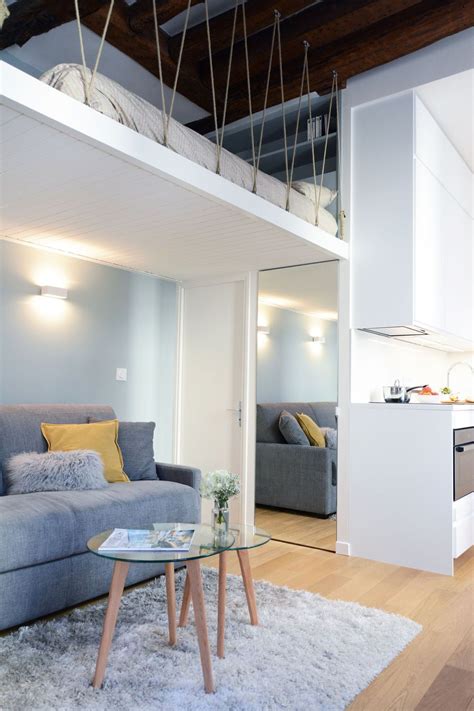 Studio Paris 6 23 M2 Rénovés Avec Mezzanine Casas Estilo Loft