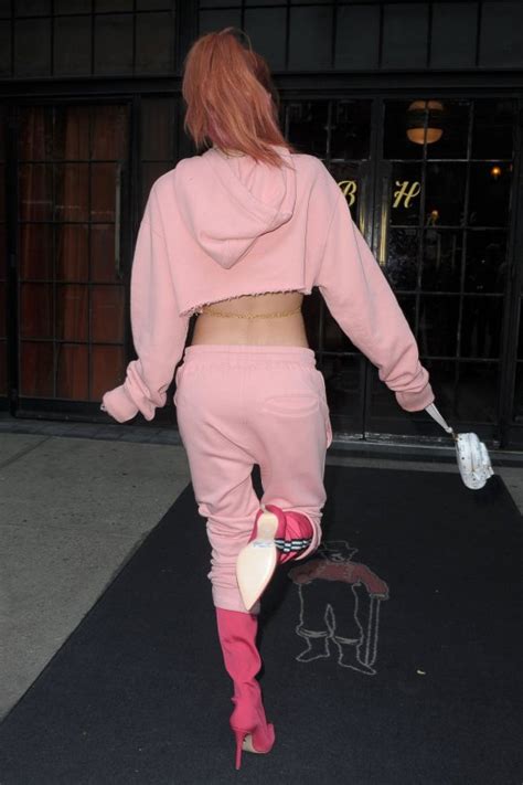 Bella Thorne Braless Underboob Hot Celebs Home