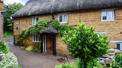Cotswold Thatched Cottages Fairy Tale Cottages Bolthole Retreats