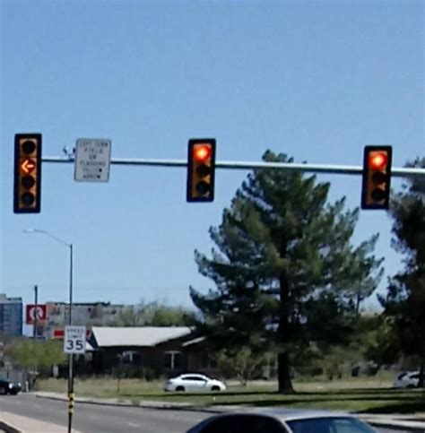Left Turn Traffic Signal 07 Red Sd Yellow Arrow By Willm3luvtrains On