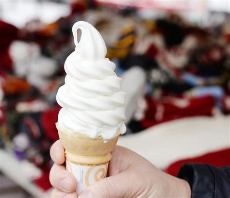 Mcdonald S Has Ice Cream Cones Across Canada All Summer