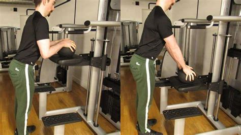 Tricep Pushdown On An Assisted Pull Up Machine