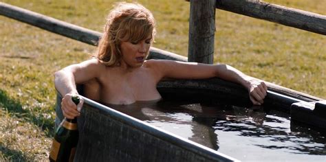 Naked Kelly Reilly In Yellowstone Hot Sex Picture