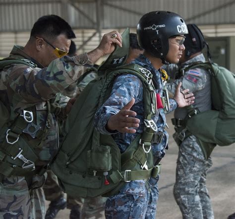 St Conducts Freefall Training With Royal Thai Af Air Force Special Operations Command