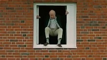 El abuelo que saltó por la ventana y se largó Tráiler - SensaCine.com