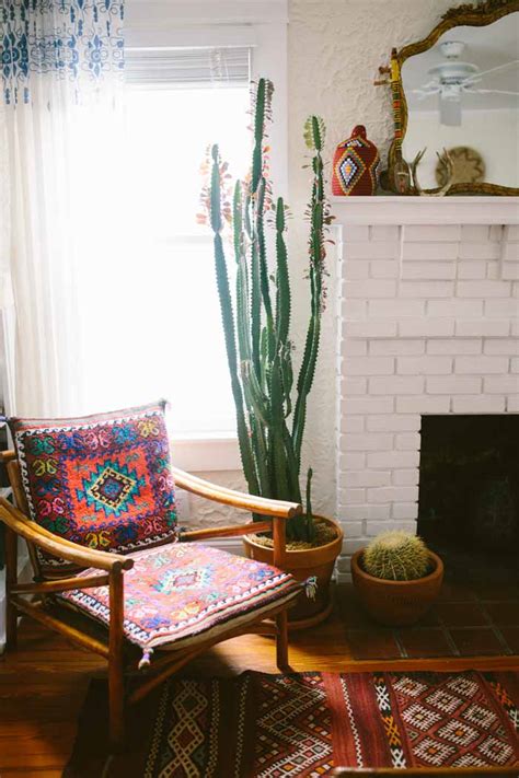 Colorful beach decor will freshen up your home and make it pop! A Charming Bohemian Home in West Palm Beach, FL - Design ...