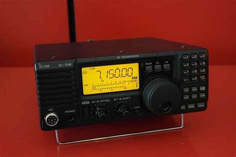 Second Hand Icom IC-718 HF SSB Transceiver - Radioworld UK
