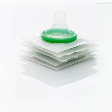 Sex Product Of Square Foil Wrapper Male Condom With High Quality Manufacturer