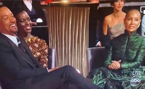Photo Will Smith Was Laughing At Chris Rock S Joke Until Jada Gave Him The Side Eye
