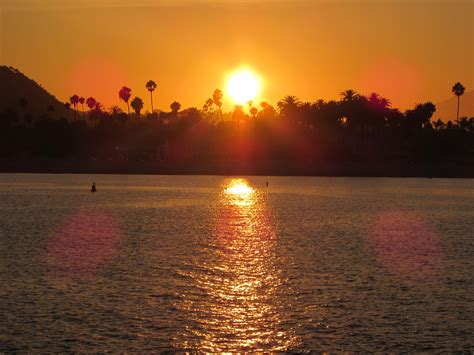 We did not find results for: SUNSET: Puesta de Sol en el muelle (pier) de Santa Barbara ...