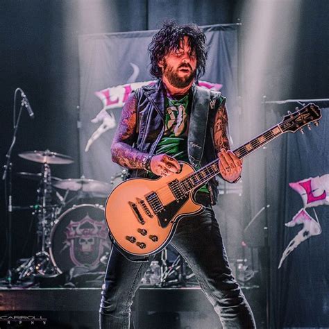 Tracii Guns Tour Dates Concert Tickets And Live Streams