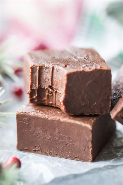 Easy Homemade Chocolate Fudge Just 4 Simple Ingredients And It Only