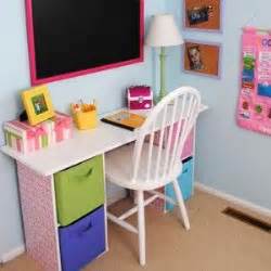 There are 197 little girls desk for sale on etsy, and they cost ₪178.37 on average. Girl desk, Desks and Little girls on Pinterest