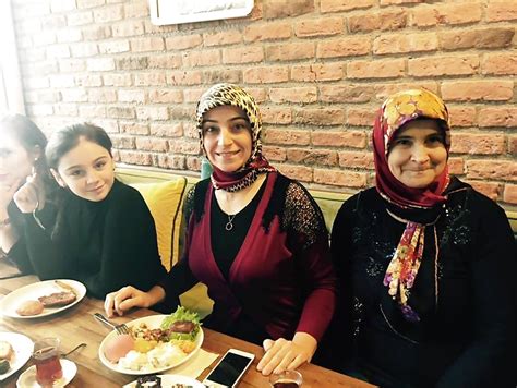 Atesli Turbanli Turk Kisraklari Hot Turkish Hijab Mature Photo 44