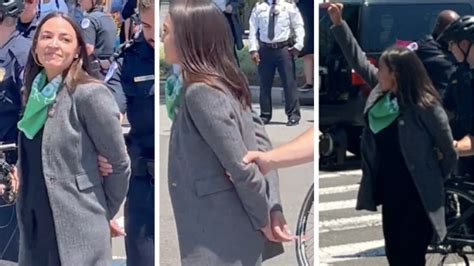 Aoc Pretends To Get Arrested Raises Fist When She Was Supposed To Be