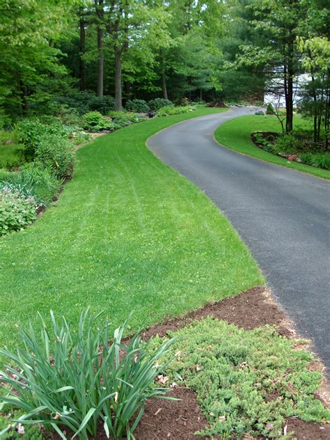 Landscaping Long Driveway Ideas And On The Near Right The ‘upper