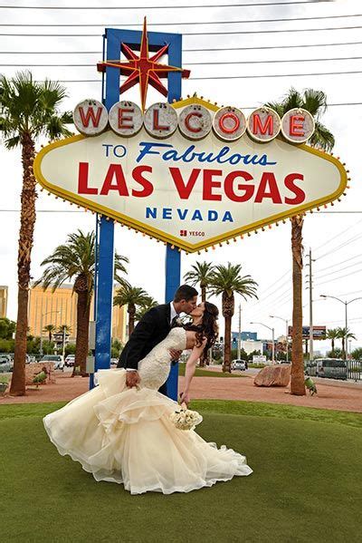 Best Wedding Packages In Las Vegas For Every Budget Las Vegas Wedding Venue Vegas Themed