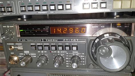 Yaesu Ft 707 On Fc 707 Antenna Tuner Only With Mobil Antenna For 11m