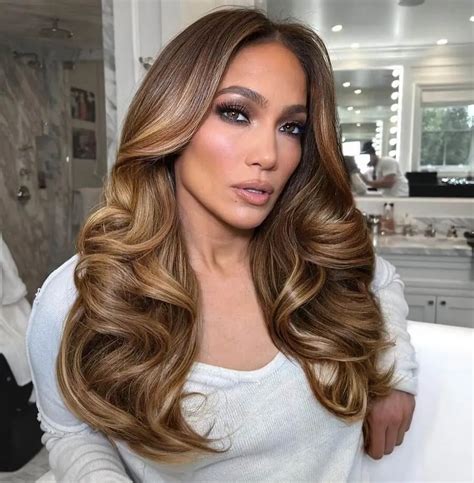 Top 20 Iconic Jennifer Lopez Hairstyles Of All Time
