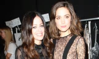 Rose Byrne Sneaks Backstage At Jill Stuart Fashion Show And Of