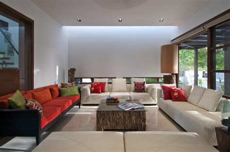 Courtyard House By Hiren Patel Architects Architecture