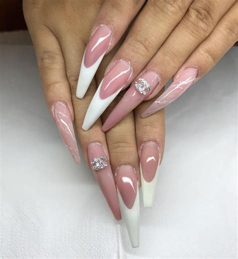 Stylish Acrylic Nude Coffin Nails Color Design For Spring Summer