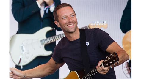 Chris Martin Doesnt Really Understand Coldplays New Songs 8days