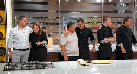 Cine e marele câștigător al sezonului 9 chefi la cuțite. Chefi la cuțite semifinala 2020. Reuniune emoționantă în ...