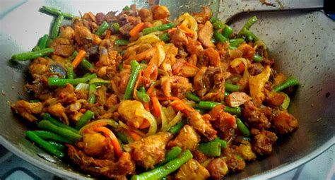 Ayam goreng kunyit terbaik bangsar utama. Resepi Nasi Ayam Goreng Kunyit | EncikShino.com