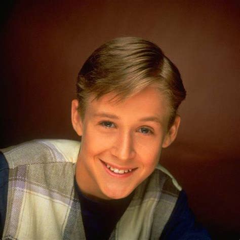 Двукратный номинант на премию «оскар» (2007, 2017), лауреат премии «золотой глобус» (2017), двукратный лауреат премии «спутник». adorable young Ryan Gosling (With images) | Ryan gosling ...