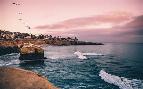 The Perfect Sunset At Sunset Cliffs San Diego United States Beach