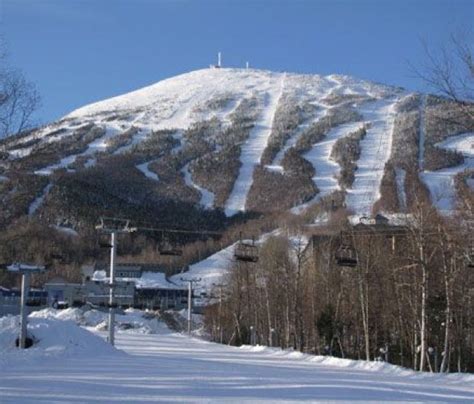 Sugarloaf Mountain Maine Skiing Visit Maine Beautiful Places To Visit